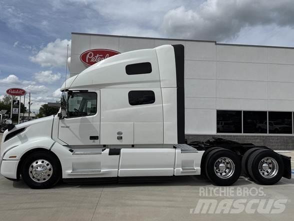Volvo VNL42860 Autotractoare