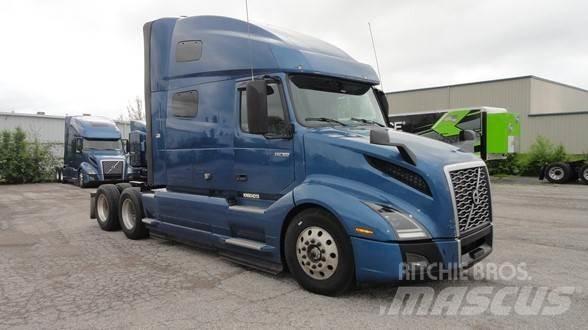 Volvo VNL64T760 Autotractoare