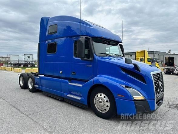Volvo VNL64T860 Autotractoare
