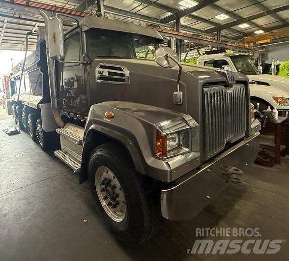 Western Star 4700 Autobasculanta