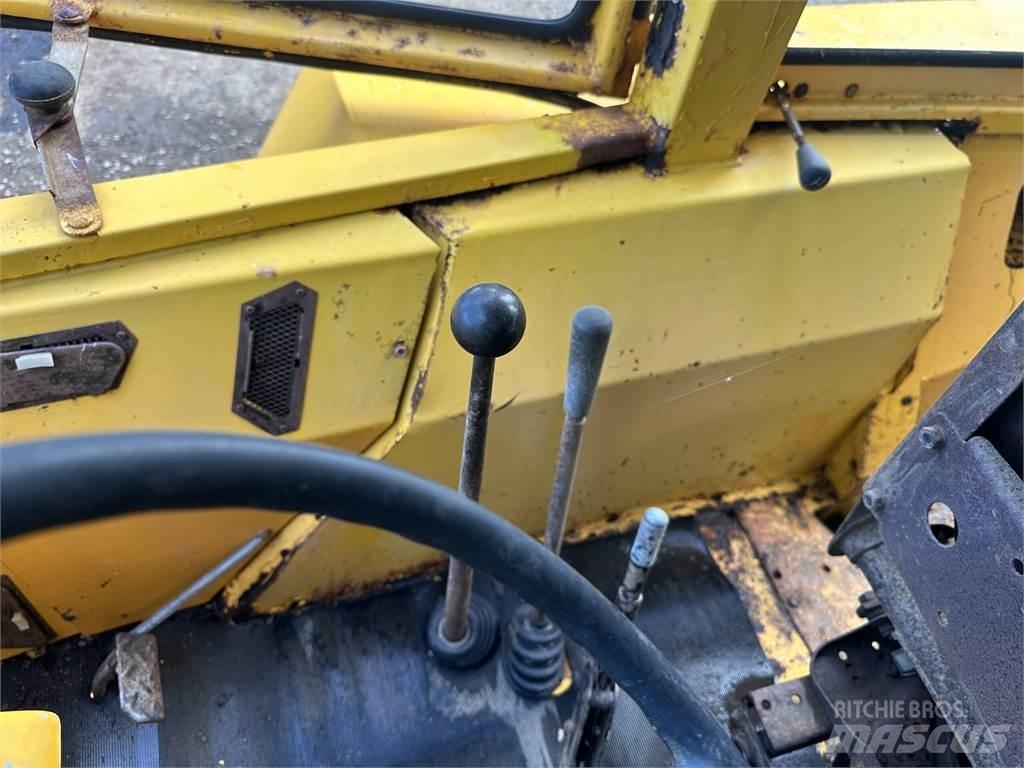 Ford 550 Excavatoare cu roti