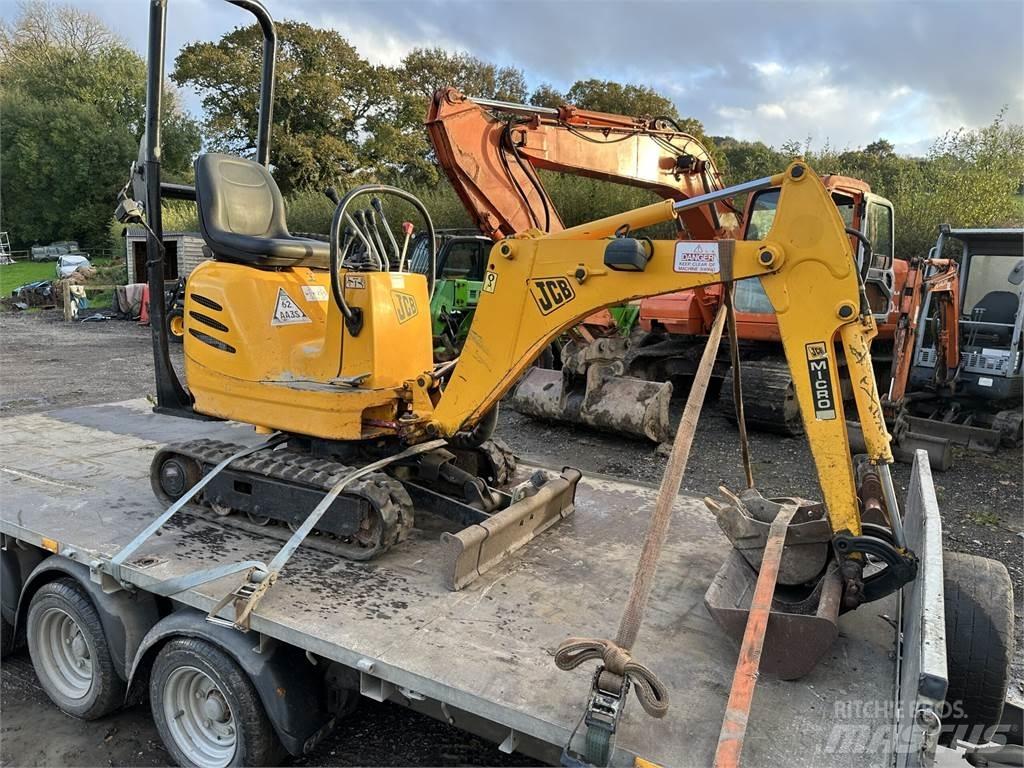 JCB  Excavatoare pe șenile
