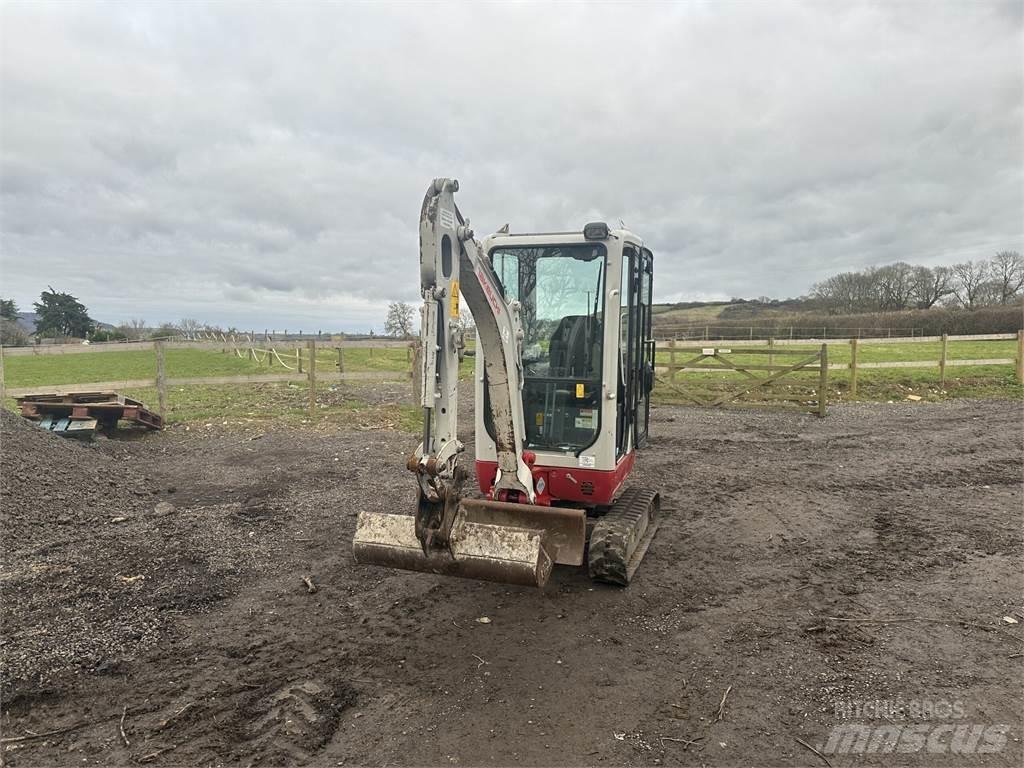 Takeuchi  Excavatoare pe șenile
