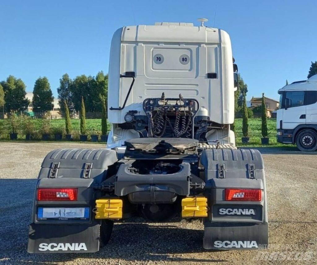 Scania R450 Autotractoare