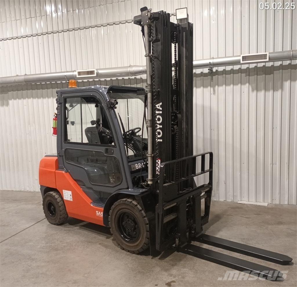 Toyota 02-8FDF30 Stivuitor diesel