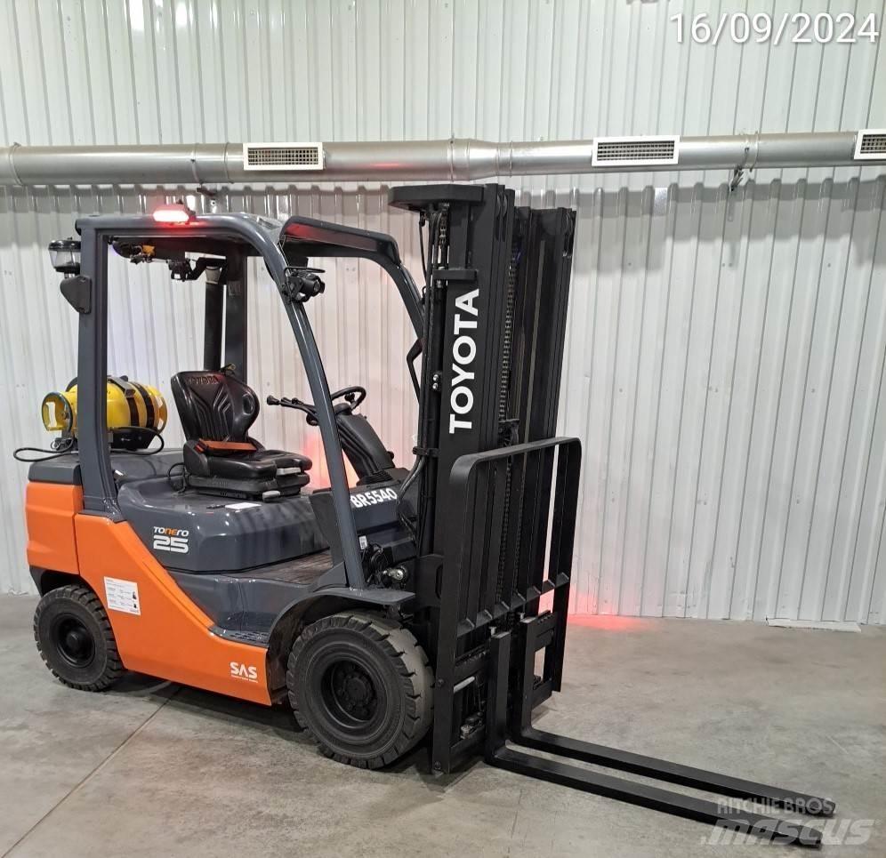 Toyota 02-8FGF25 Stivuitor GPL