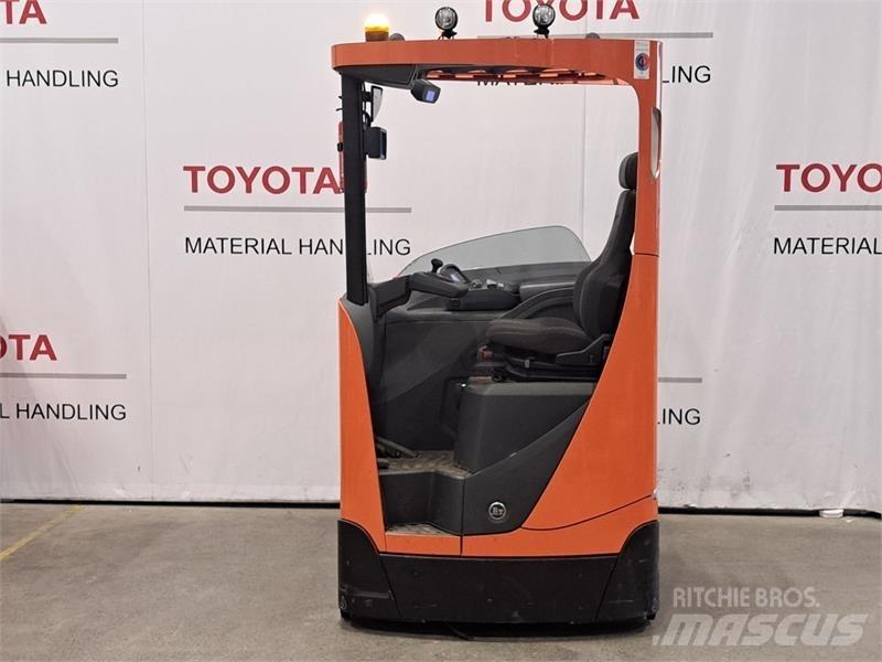 BT RRE200E Stivuitor cu catarg retractabil