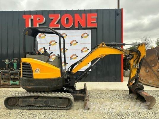 Bobcat E26 Canopy Mini excavatoare < 7t