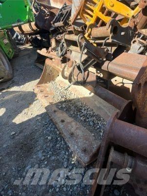  Godet inclinable S60 Pistoane
