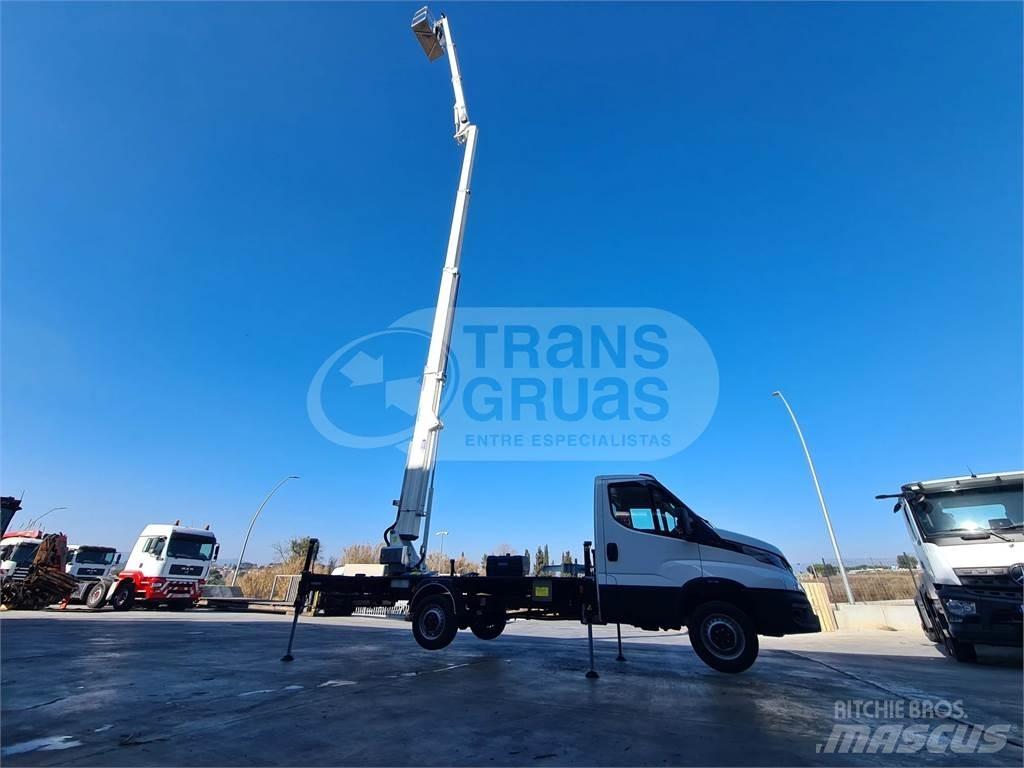 Cela DT Truck 25 Platforme aeriene montate pe camion