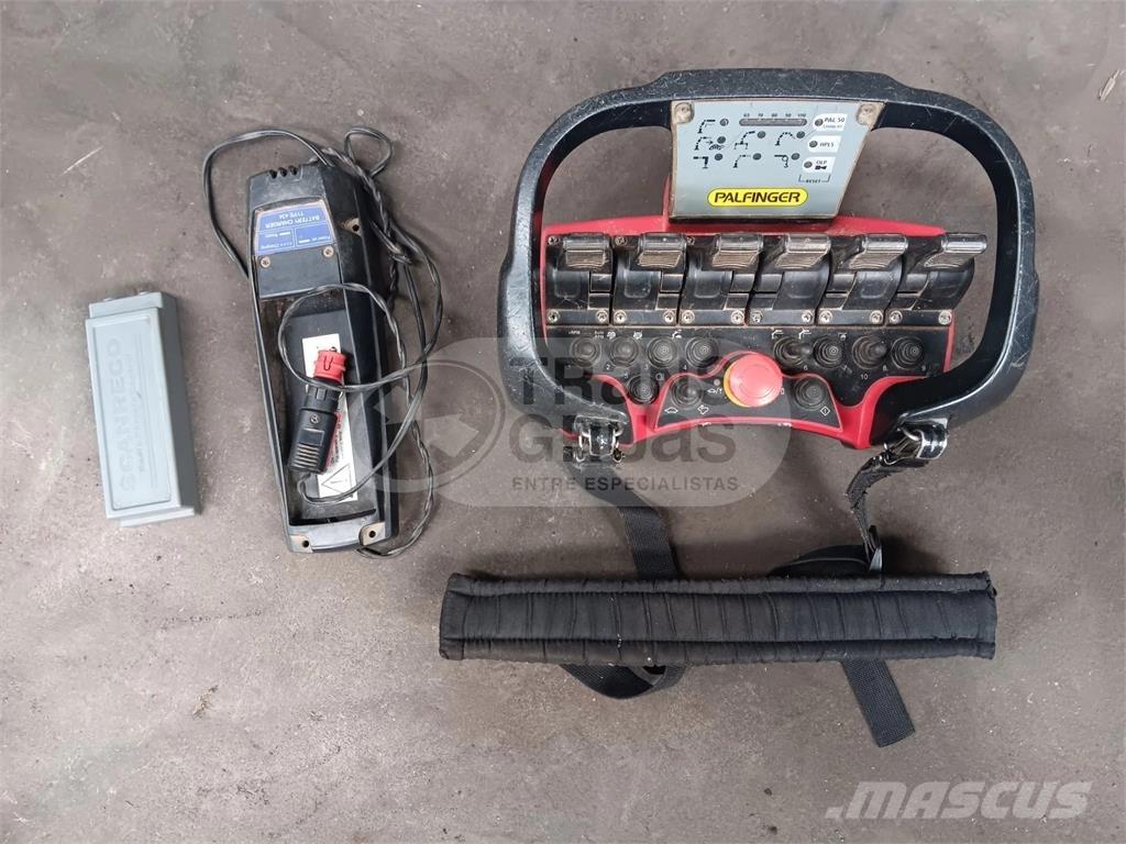 Palfinger PK 16002 Macarale de încarcat