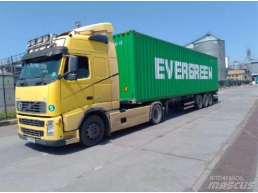 Volvo  Autotractoare