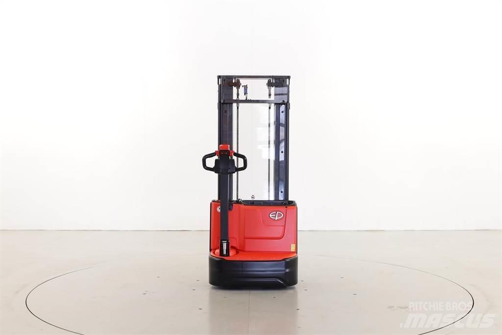 EP ESA121 Transpaleta manuala