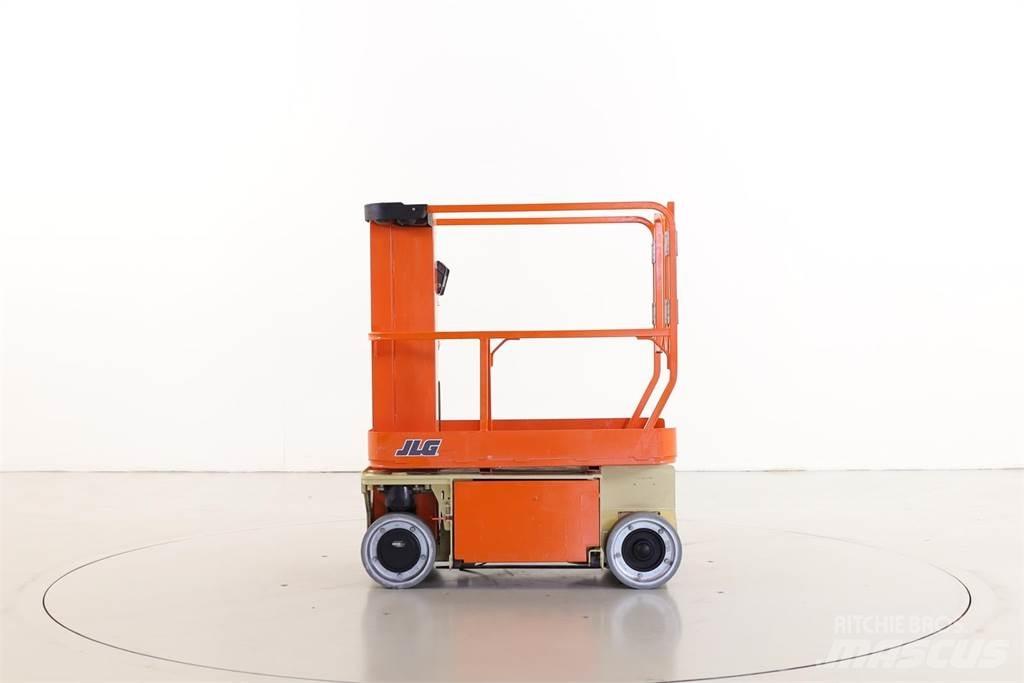 JLG 1230ES Ascensoare verticale catarg