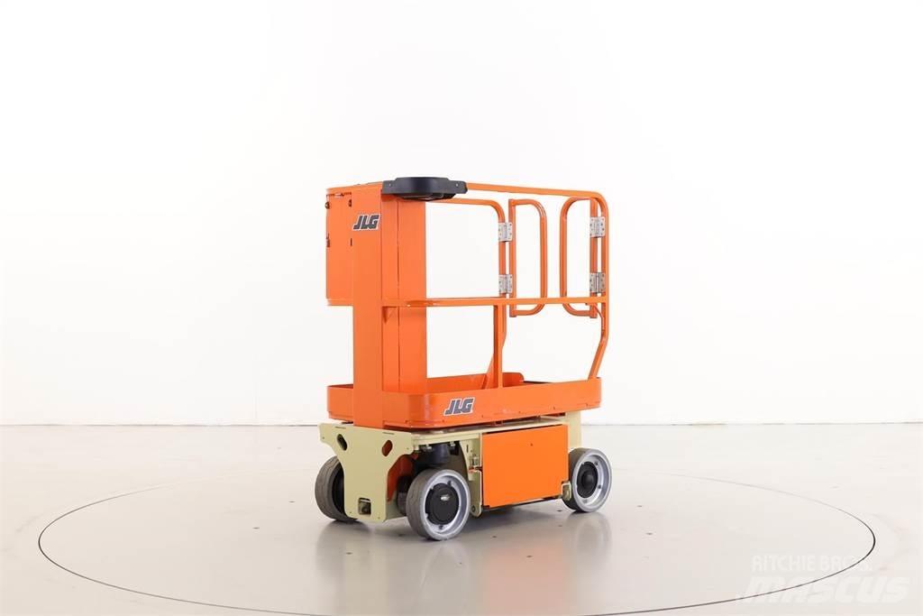 JLG 1230ES Ascensoare verticale catarg