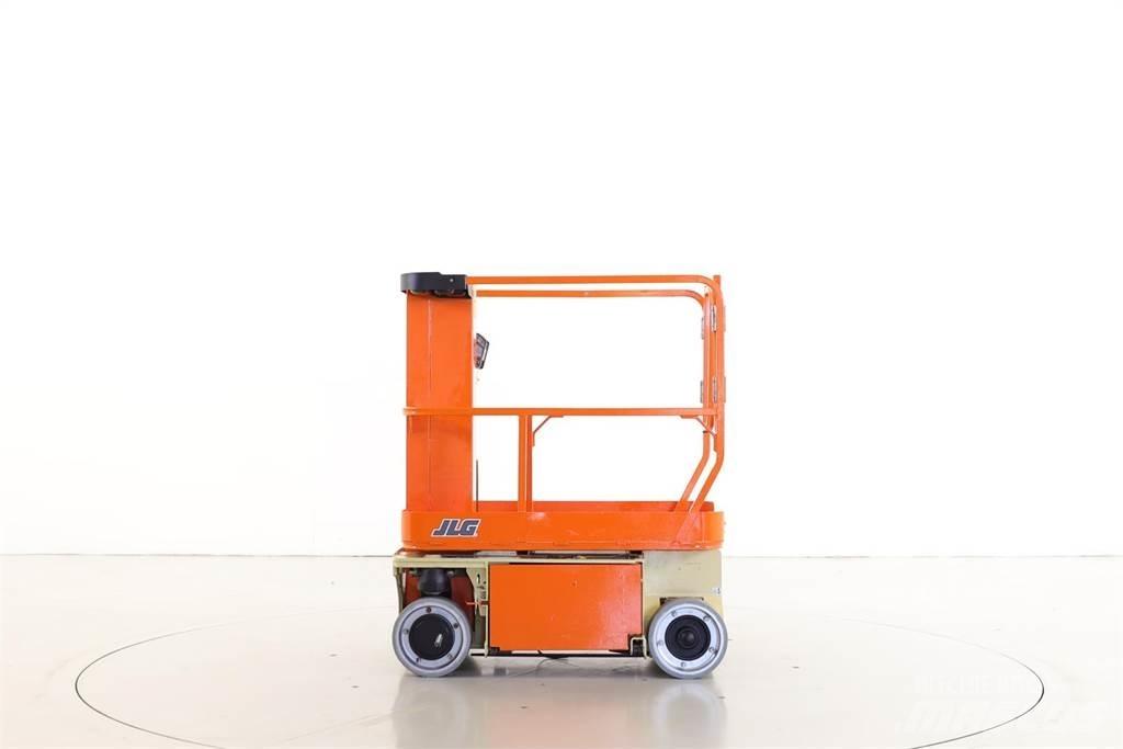 JLG 1230ES Ascensoare verticale catarg