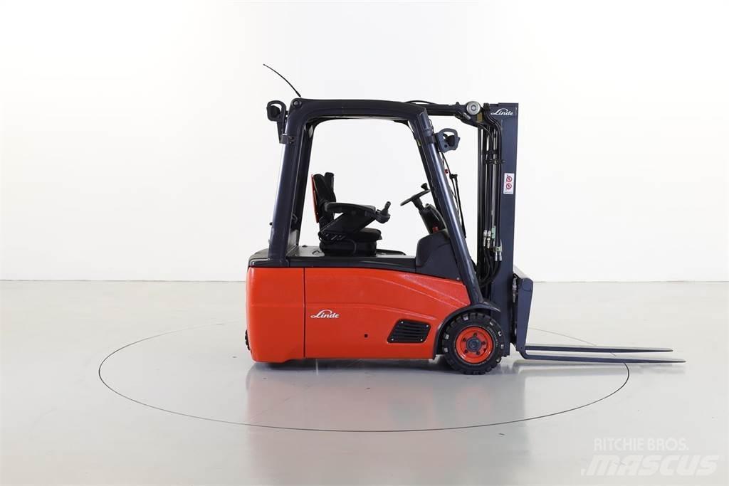 Linde E16L-01 Stivuitor electric