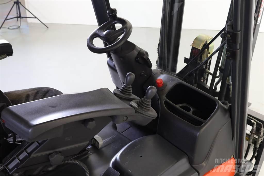 Linde E16L-01 Stivuitor electric
