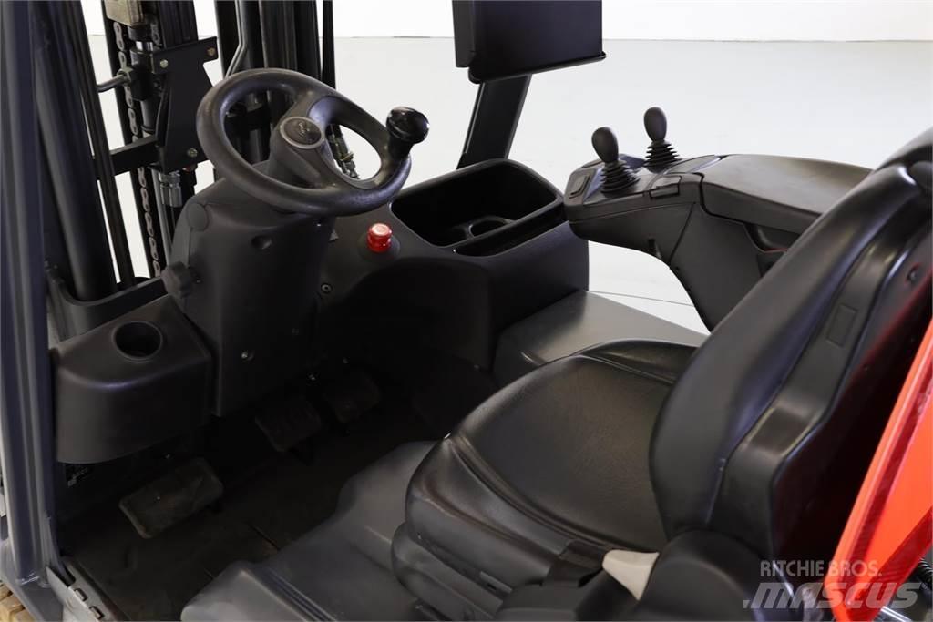 Linde E16P-02 Stivuitor electric