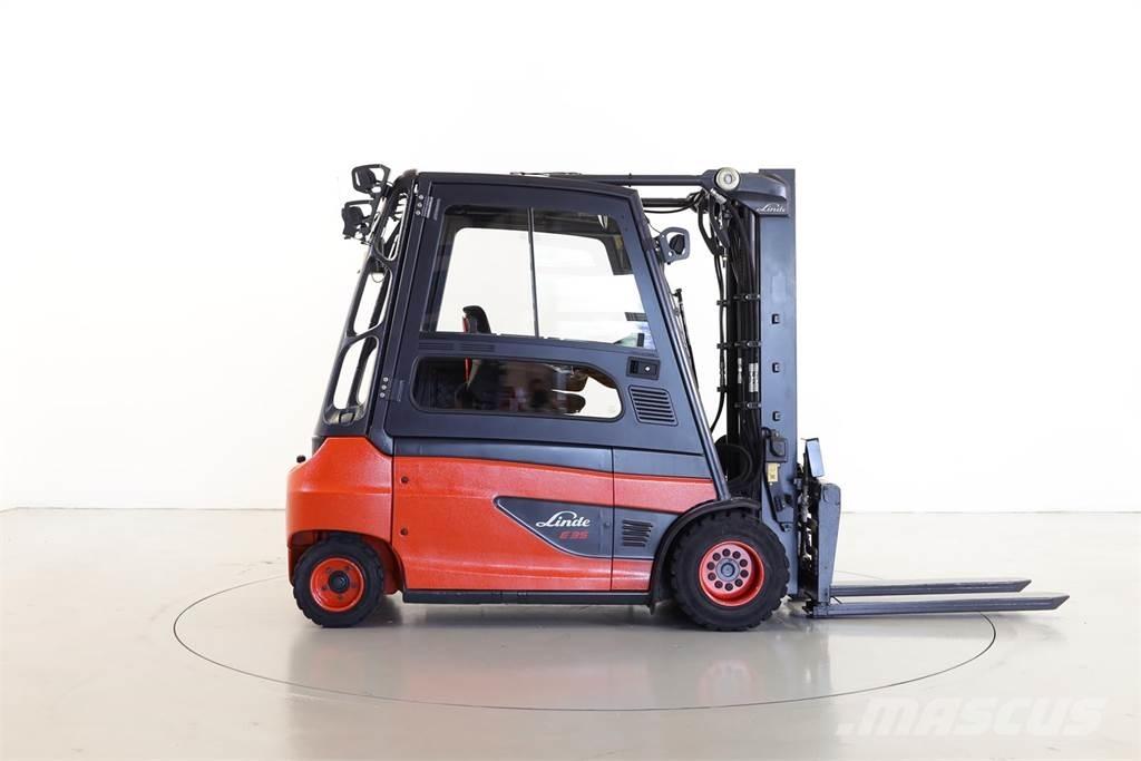 Linde E35L-01 Stivuitor electric