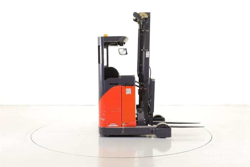 Linde R10CS Stivuitor cu catarg retractabil