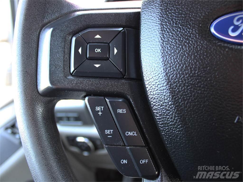 Ford F550 Autobasculanta