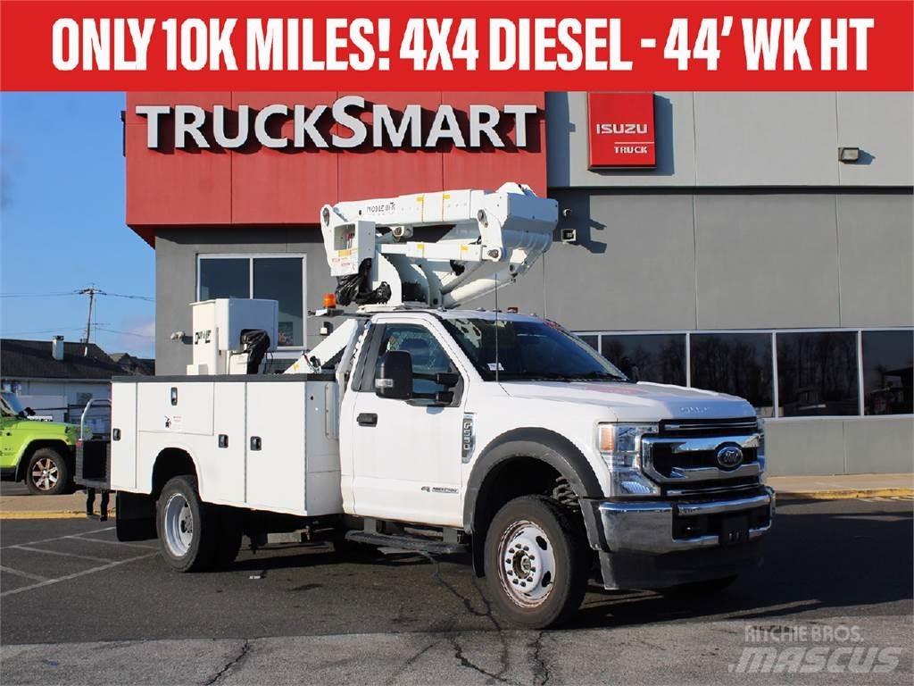 Ford F550 Platforme aeriene montate pe camion