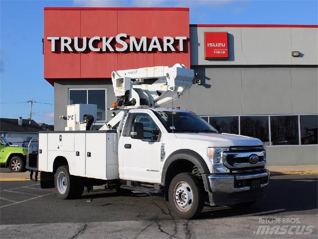 Ford F550 Platforme aeriene montate pe camion