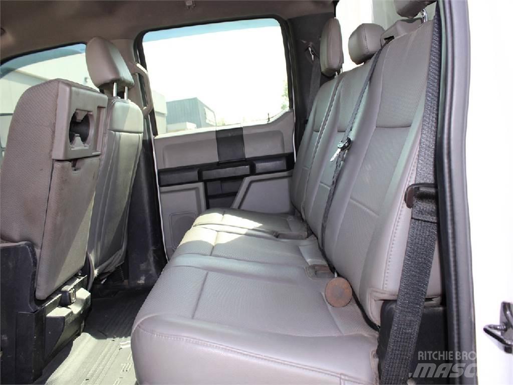 Ford F550 Autobasculanta