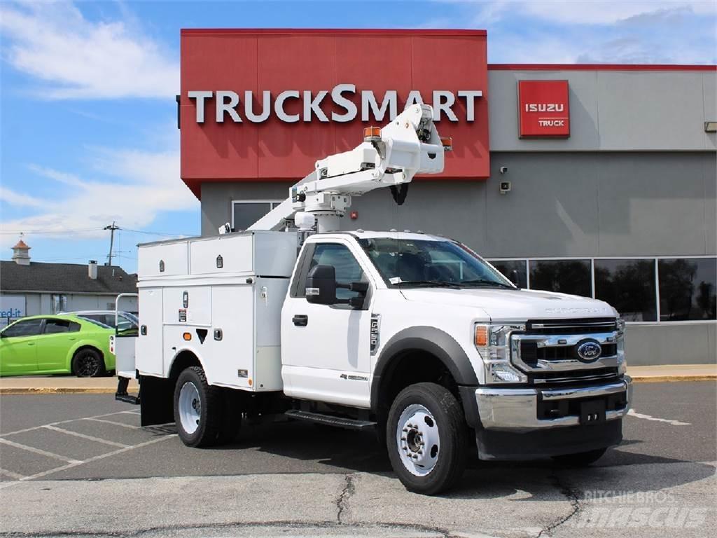 Ford F550 Platforme aeriene montate pe camion