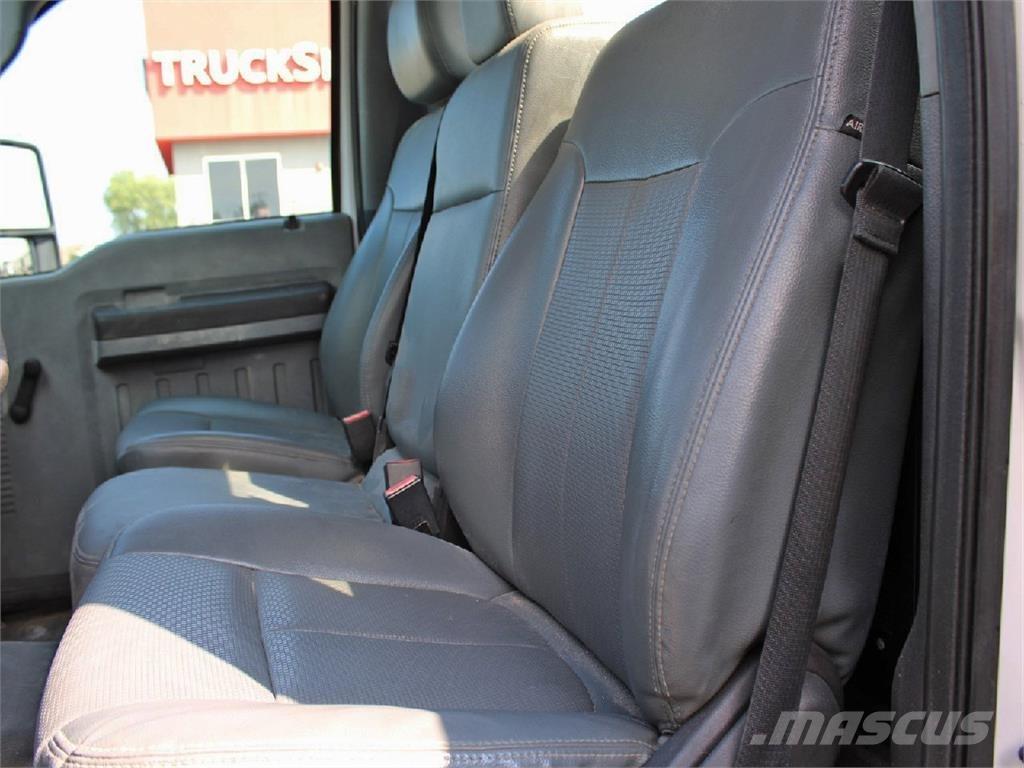 Ford F550 Platforme aeriene montate pe camion