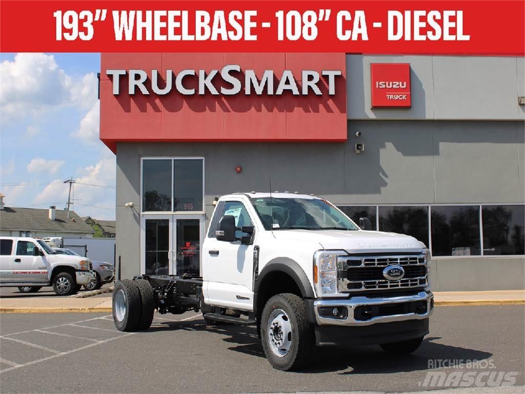 Ford F600 Autobasculanta