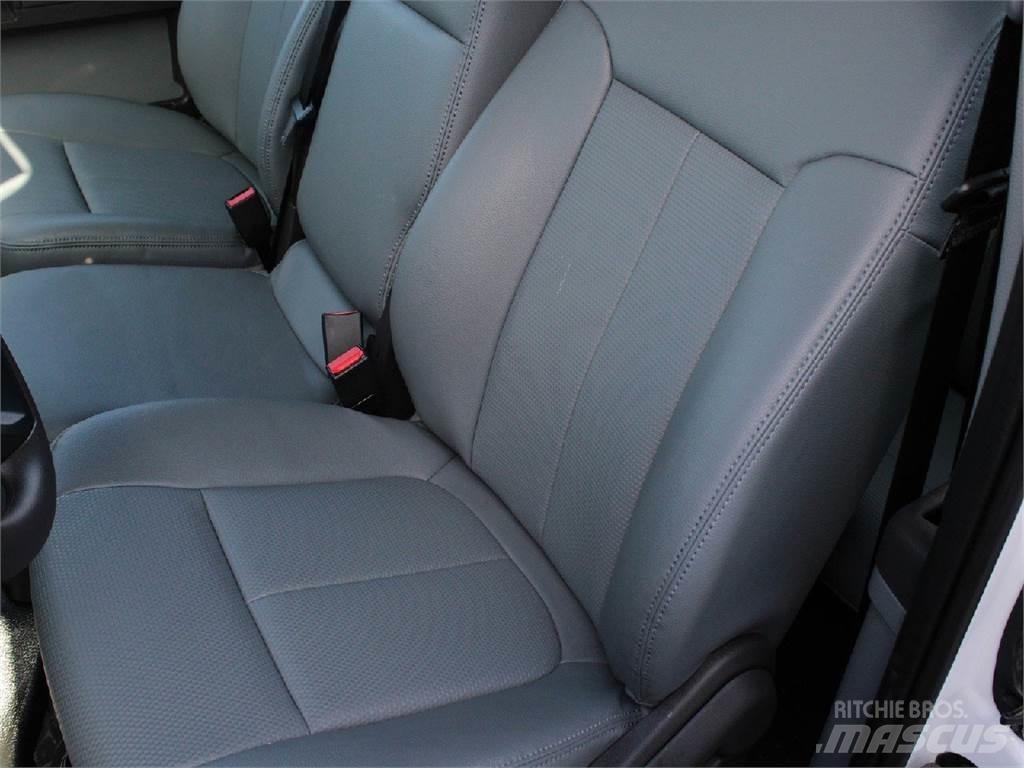 Ford F750 Camioane cu macara