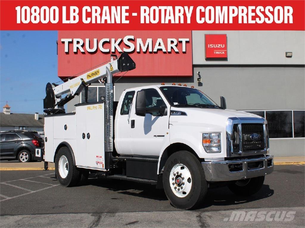 Ford F750 Camioane cu macara