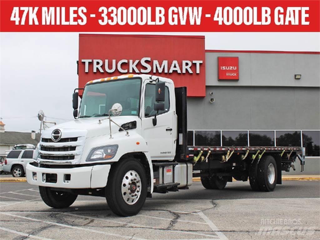 Hino 338 Camioane platforma/prelata