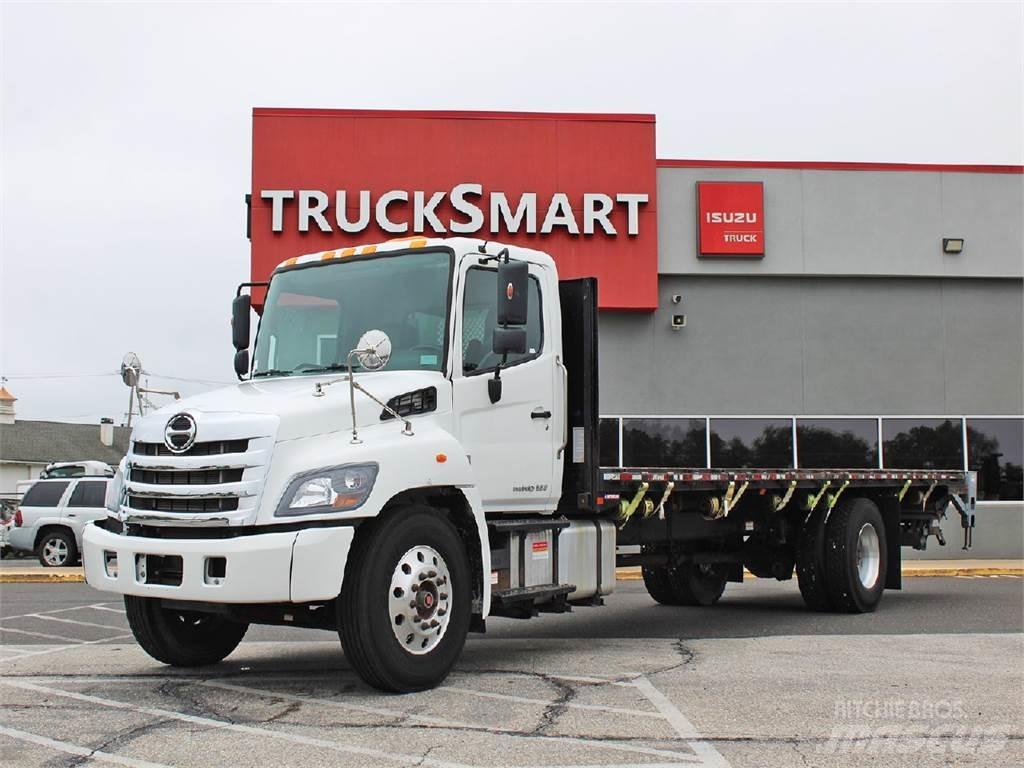 Hino 338 Camioane platforma/prelata