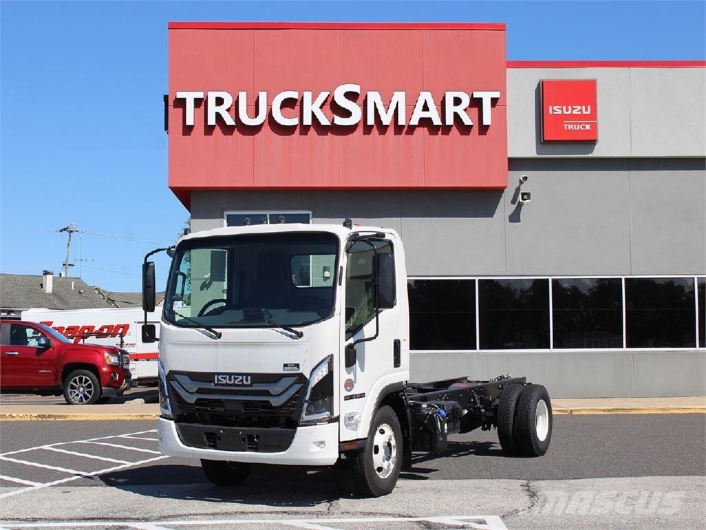 Isuzu NPR-HD Camioane platforma/prelata