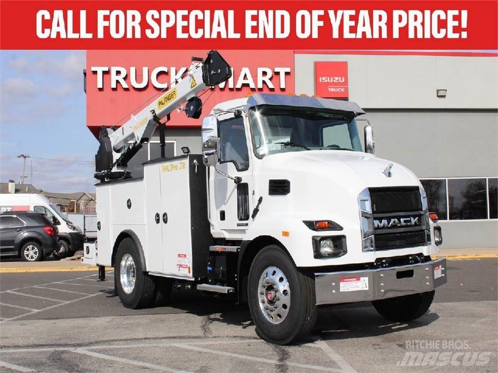 Mack MD6 Camioane cu macara