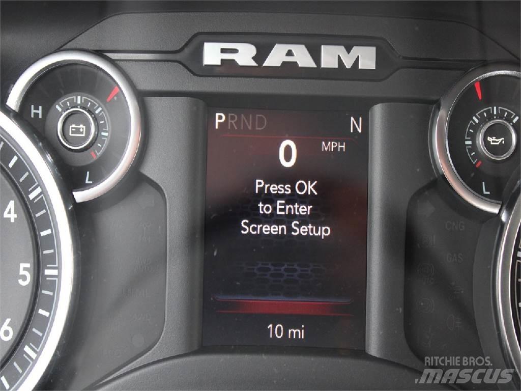 RAM 3500 Camioane platforma/prelata