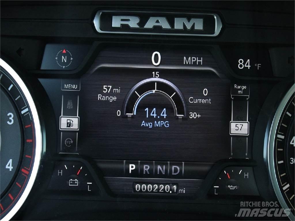 RAM 5500 Camioane platforma/prelata