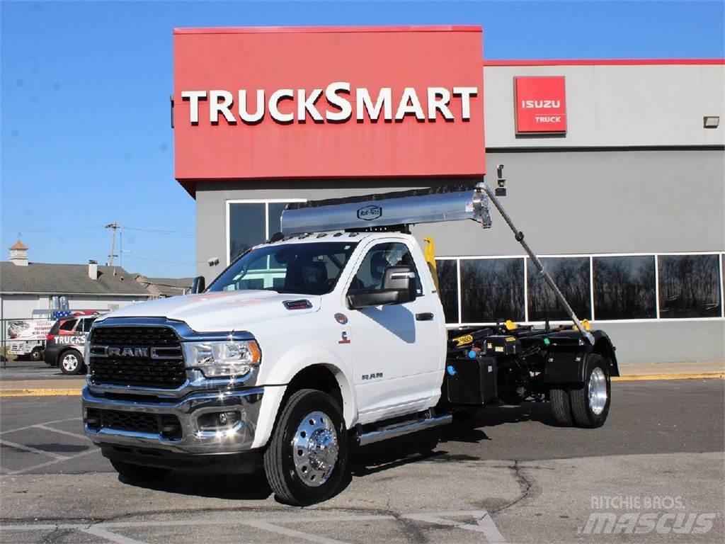 RAM 5500 Camion cadru container