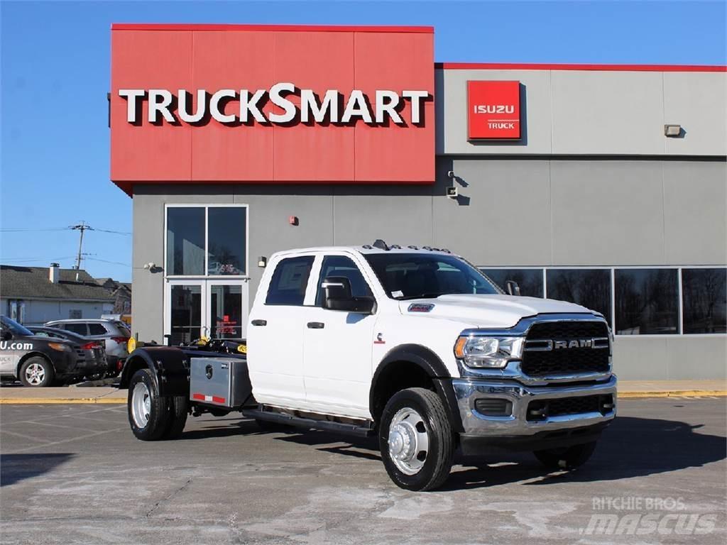 RAM 5500 Camion cadru container