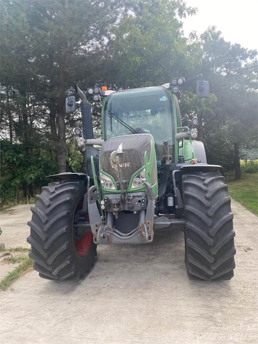 Fendt 516 Tractoare