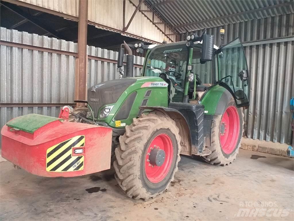 Fendt 718 Tractoare