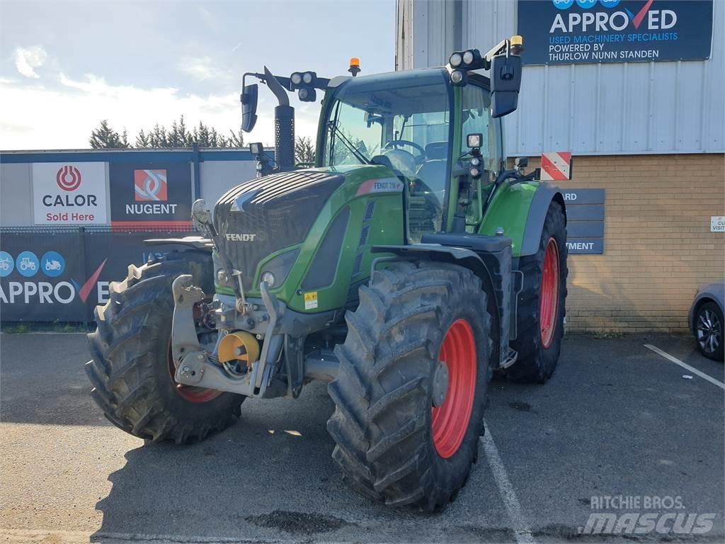 Fendt 718 VARIO S4 Tractoare