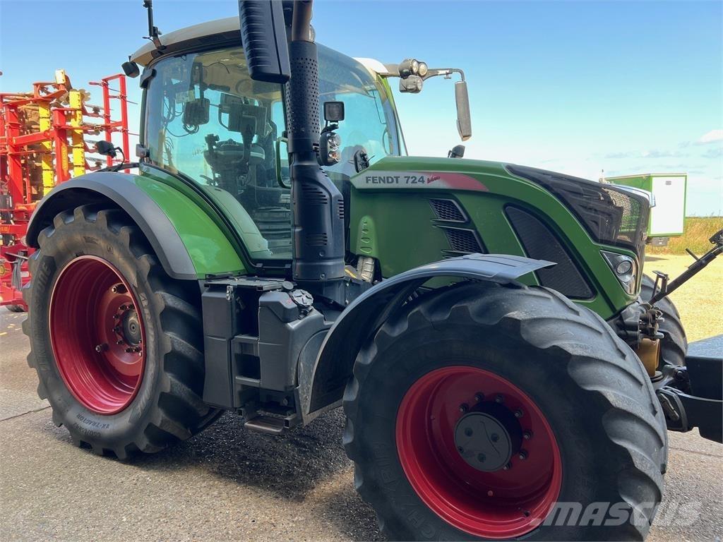 Fendt 724 Tractoare