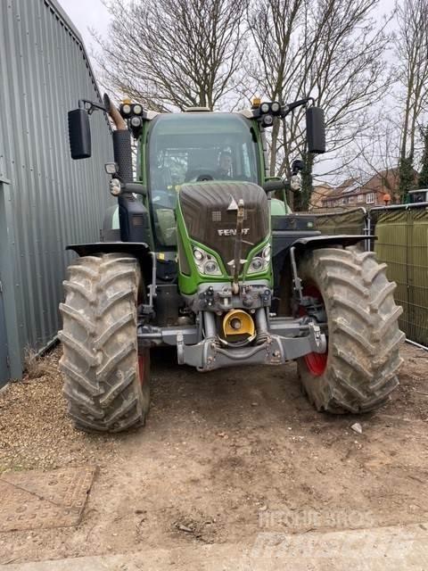 Fendt 724 DEMO Tractoare