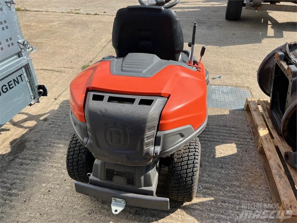 Husqvarna R216 Cositoare de iarba