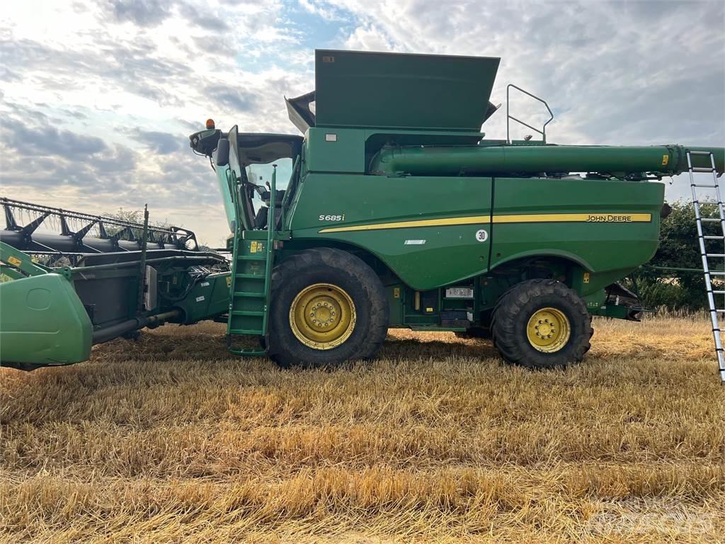 John Deere S685I Combine de secerat