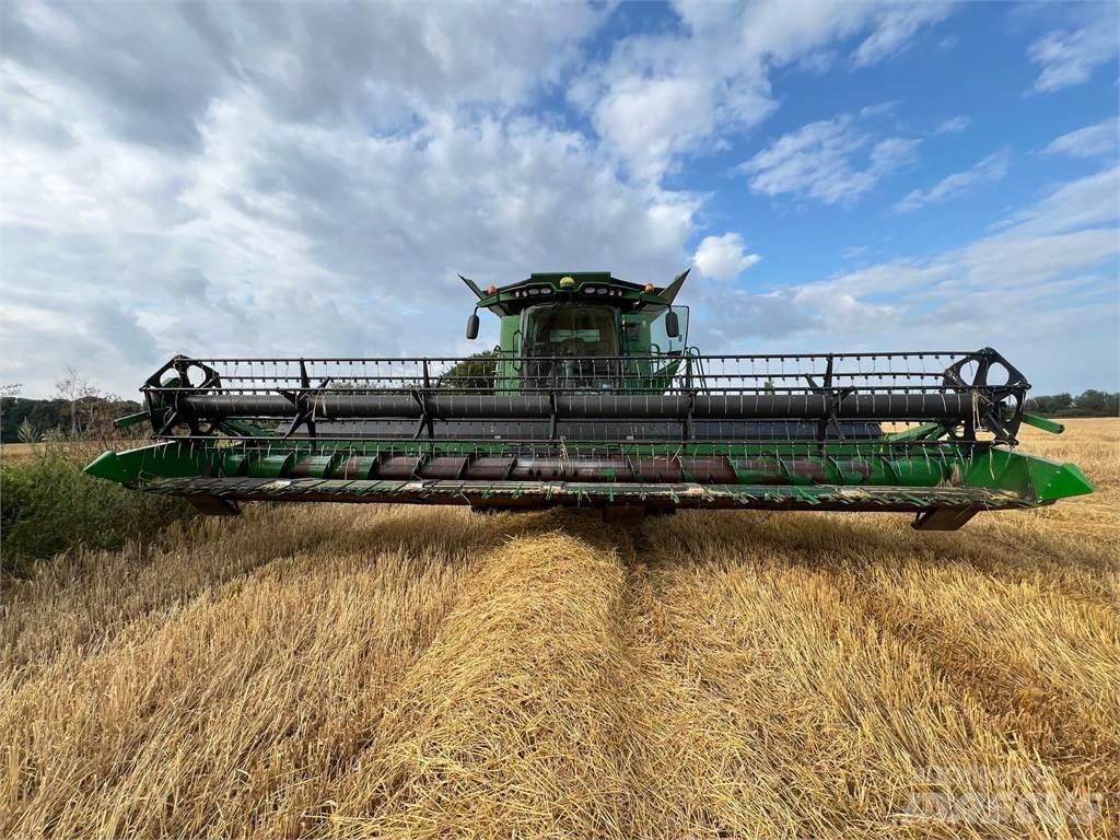 John Deere S685I Combine de secerat